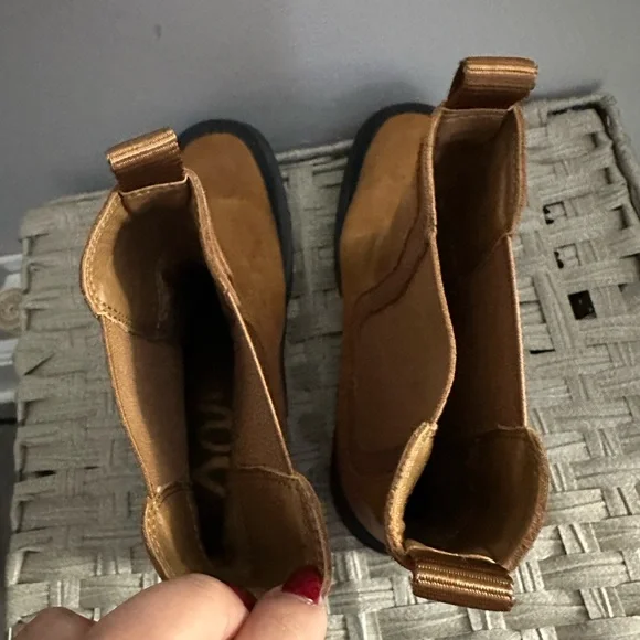 sam edelman laguna chelsea boot! - Picture 3 of 7